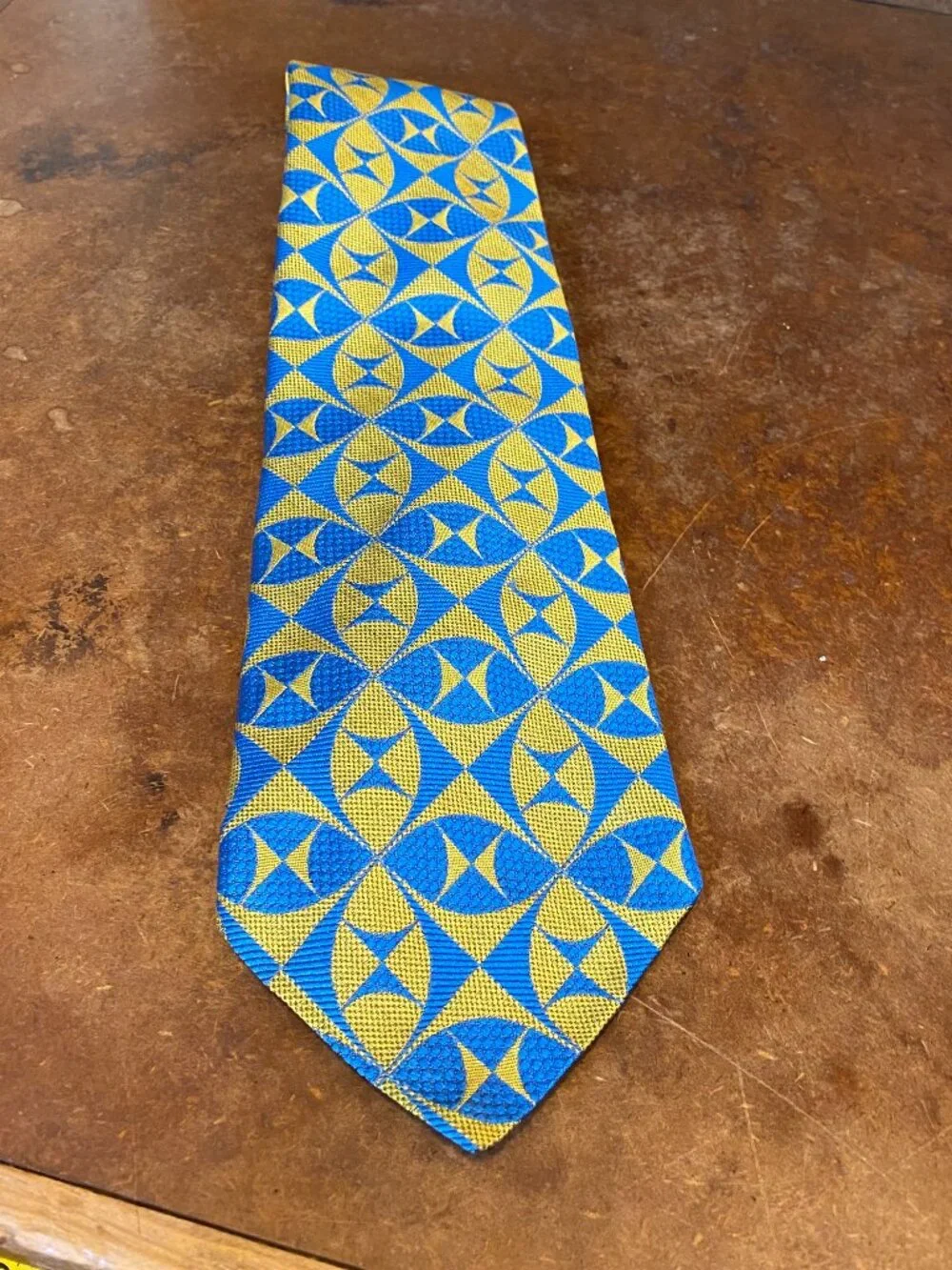 70s Beau Brummell Gentry Wide Necktie Vintage Blue Gold Mid Century Atomic